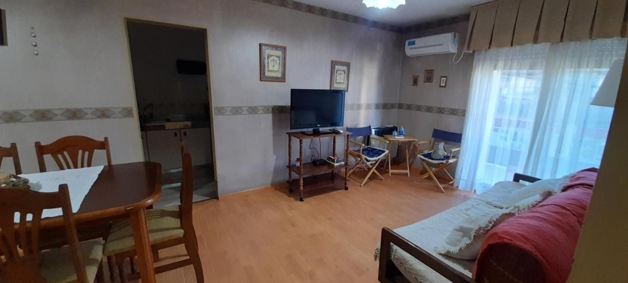 Dpto.amplio, 2 Dorm.p/6 Pers.super Centrico. Apartment